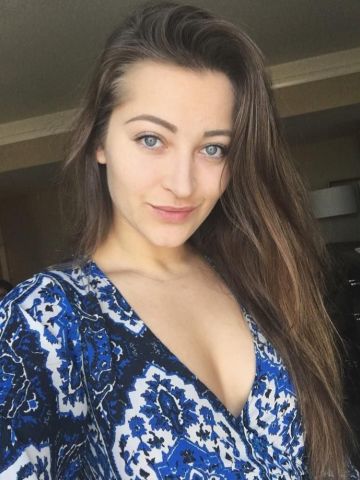 Проститутка Хана